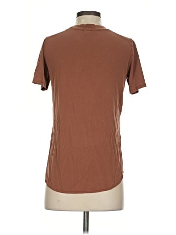 Forever 21 Short Sleeve T-Shirt (view 2)