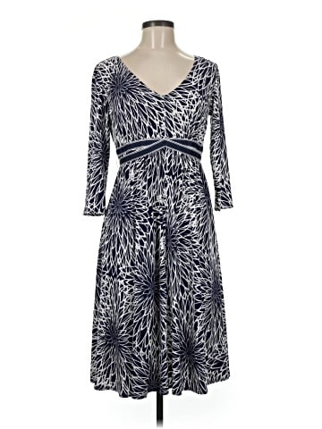 Donna Morgan Casual Dress (view 1)