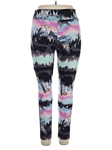 No Boundaries Yoga Pants (view 2)