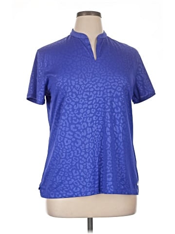 Nike Short Sleeve Top (view 1)