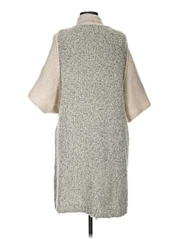 Elan Poncho (view 2)