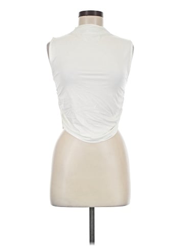 Old Navy Sleeveless T-Shirt (view 1)