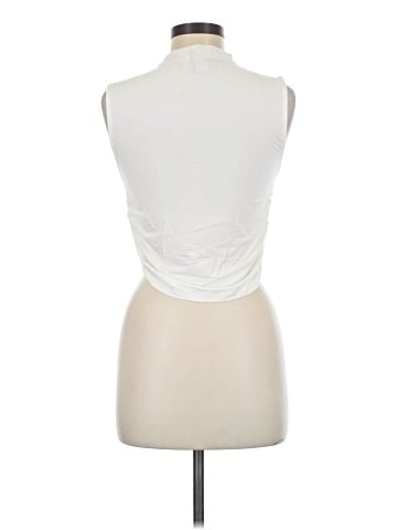 Old Navy Sleeveless T-Shirt (view 2)
