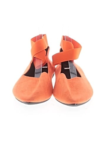 Unbranded Flats (view 2)