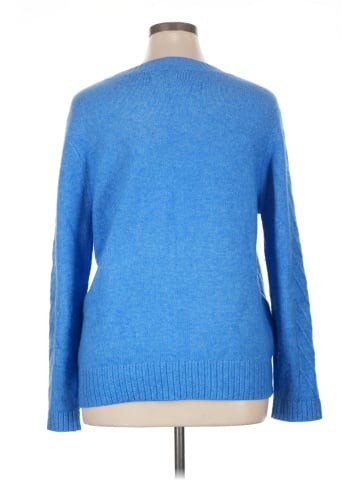 Croft & Barrow Pullover Sweater (view 2)