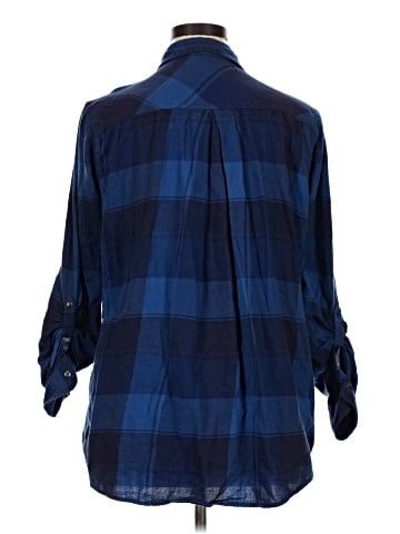 Maurices 3/4 Sleeve Button-Down Shirt (view 2)