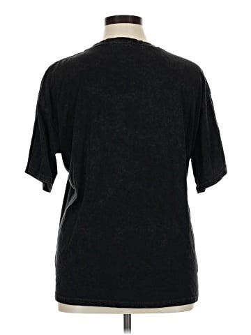 Unbranded Short Sleeve T-Shirt (view 2)