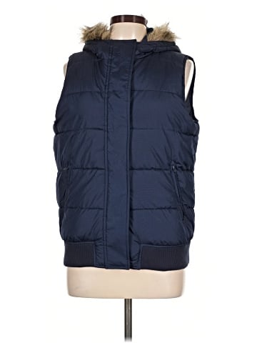 Gap Outlet Vest (view 1)