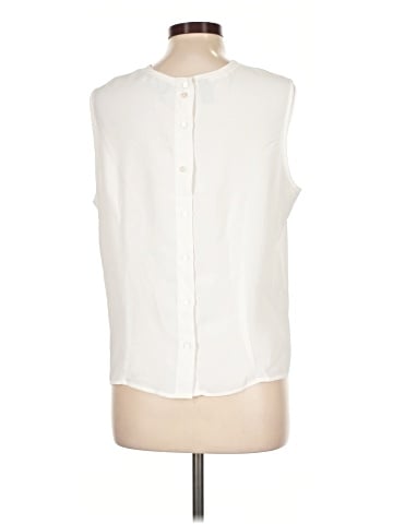 Karen Scott Sleeveless T-Shirt (view 2)