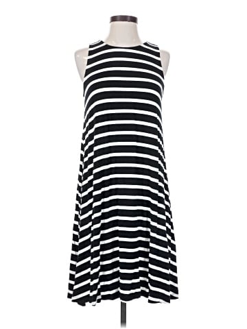 Old Navy Casual Dress (view 1)