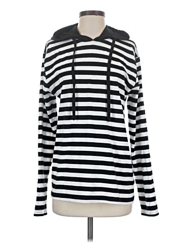 Hot Topic Pullover Hoodie (view 1)