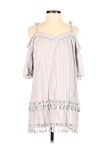 Doe & Rae 3/4 Sleeve Top (view 1)