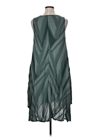 Simply Vera Vera Wang Casual Dress (view 2)
