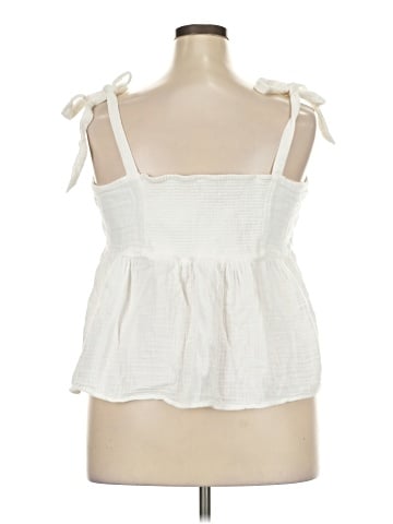 Old Navy Sleeveless Blouse (view 2)
