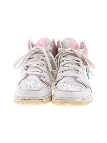 Air Jordan Sneakers (view 2)