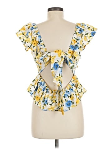 Francesca's Short Sleeve Top (view 2)