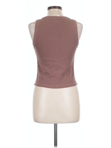 Old Navy Sleeveless T-Shirt (view 2)
