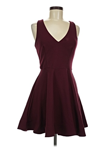 B. Smart Cocktail Dress (view 1)