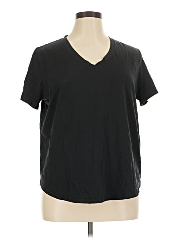 Lululemon Athletica Short Sleeve T-Shirt (view 1)