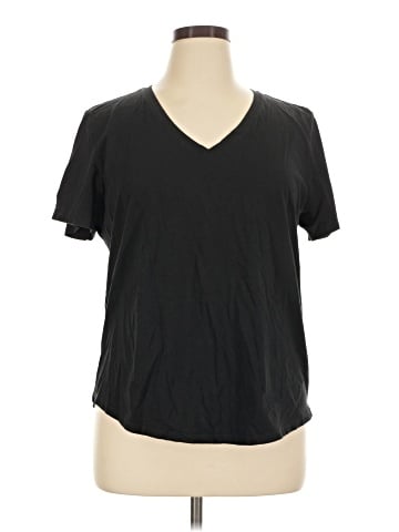 Lululemon Athletica Short Sleeve T-Shirt (view 1)