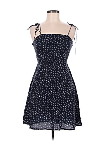 Old Navy Casual Dress (view 1)