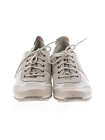Munro American Sneakers (view 2)