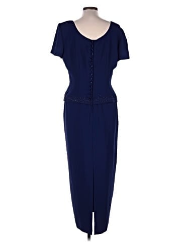 Donna Morgan Casual Dress (view 2)