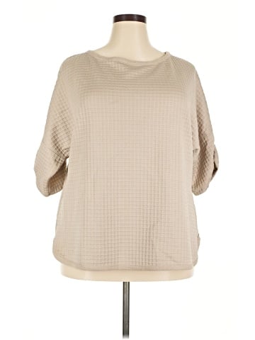 Max Studio 3/4 Sleeve T-Shirt (view 1)