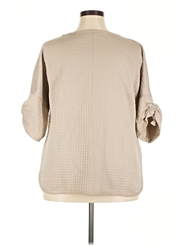 Max Studio 3/4 Sleeve T-Shirt (view 2)