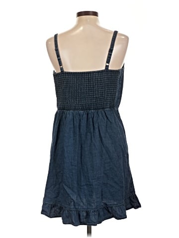 Old Navy Casual Dress (view 2)