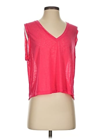 Gap Fit Sleeveless T-Shirt (view 1)