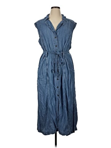 Banana Republic Factory Store Casual Dress (view 1)