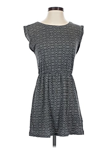 Forever 21 Casual Dress (view 1)