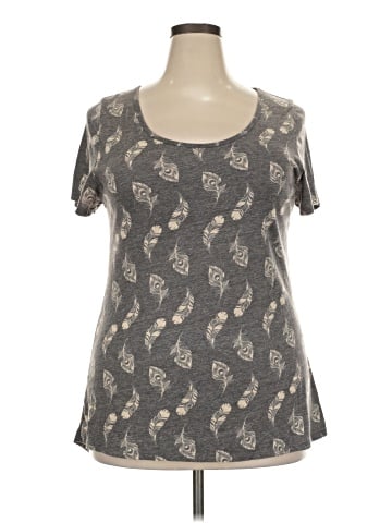 Lularoe Short Sleeve T-Shirt (view 1)