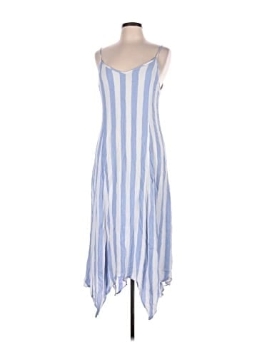 American Eagle Outfitters Casual Dress (view 1)