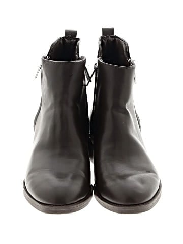 Calvin Klein Ankle Boots (view 2)