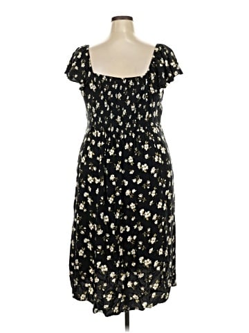 Old Navy Casual Dress (view 2)