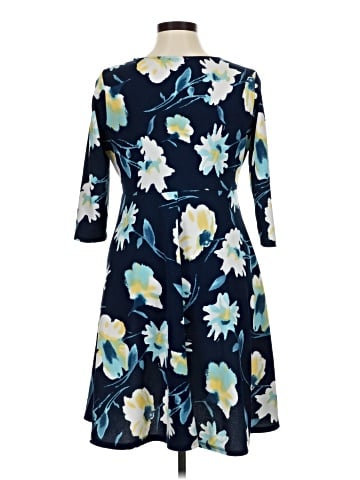 Ryan Wythe Casual Dress (view 2)