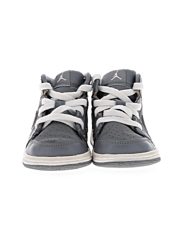 Air Jordan Sneakers (view 2)