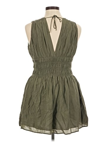Abercrombie & Fitch Casual Dress (view 2)