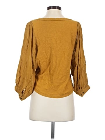 Akemi + Kin 3/4 Sleeve Top (view 2)