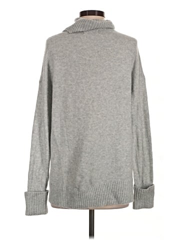 Old Navy Turtleneck Sweater (view 2)