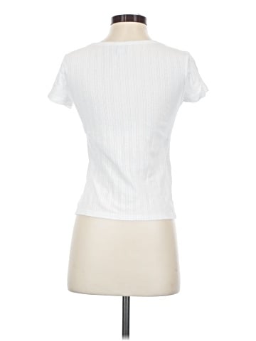 Old Navy Short Sleeve T-Shirt (view 2)