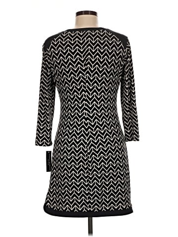 Donna Morgan Casual Dress (view 2)