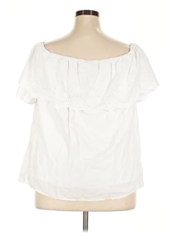 Ava & Viv Short Sleeve Blouse (view 2)