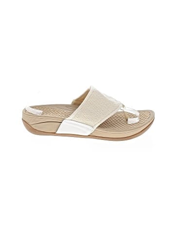 Baretraps Flip Flops (view 1)