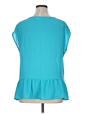 Liz Claiborne Short Sleeve Top (view 2)