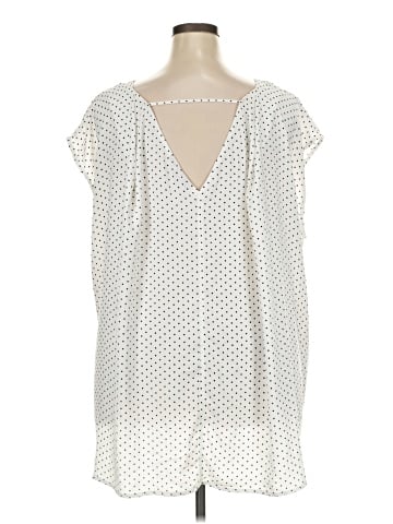 Halogen Sleeveless Blouse (view 2)