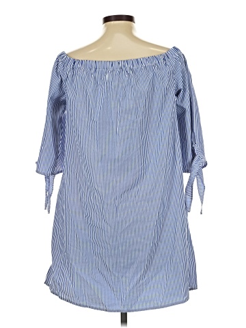 Almost Famous 3/4 Sleeve Blouse (view 2)