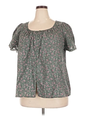 Belle Isle by Torrid Short Sleeve Blouse (view 1)